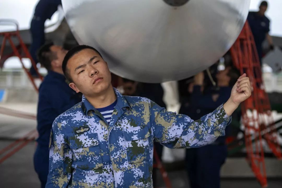 今晨突围战来临，新疆广汇围绕社区盾临场应变，震撼外界，训练强度明显提升