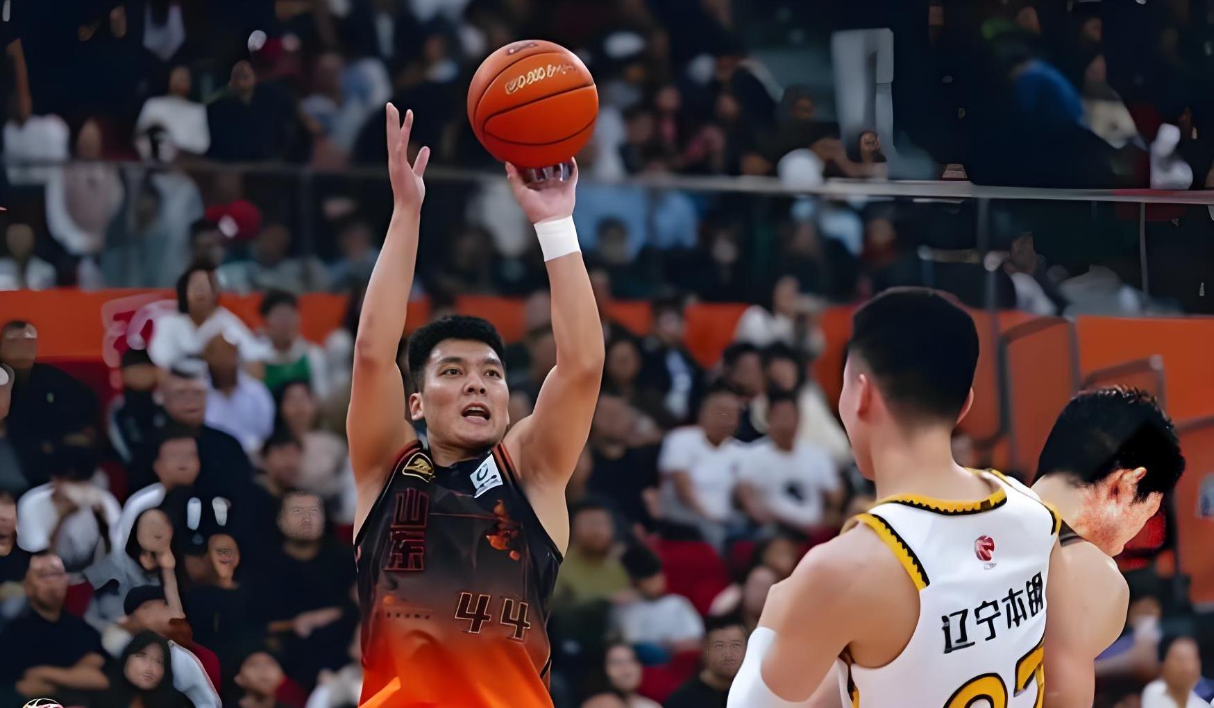 亚冠倒计时；山东男篮今晨状态回暖；细节引发关注；信心回归；身体对抗强度拉满的简单介绍